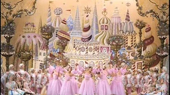 The Nutcracker, Act 2 Tableau III: Part III.Divertissement: Tea (Chinese Dance) The Nutcracker, Act 2 Tableau III: Part III.Divertissement: Tea (Chinese Dance)