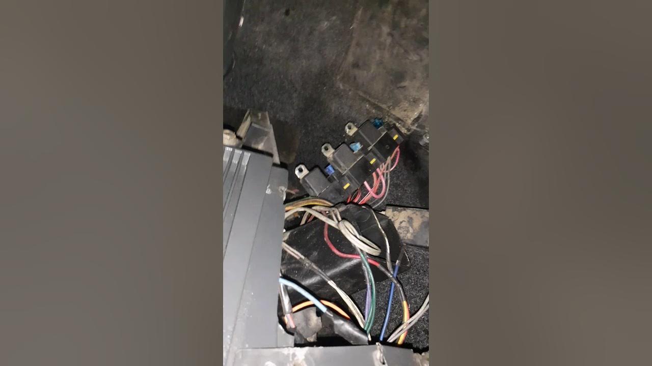 2114 не реагирует на зажигание. Не заводится ваз 2114 инжектор 8 причины. Стартёр ключ зажигание. Контактная группа замка зажигания ваз 2114. Датчик ключа ваз 21 10 замок зажигания.