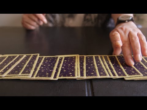 Comment se tirer les cartes soi-même ? - YouTube