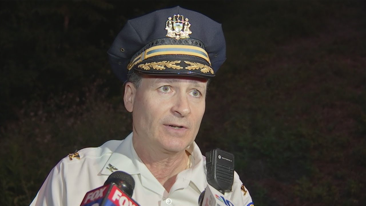 Man Wanted For Eluding Police Drowns In Creek While Fleeing Cops In ...
