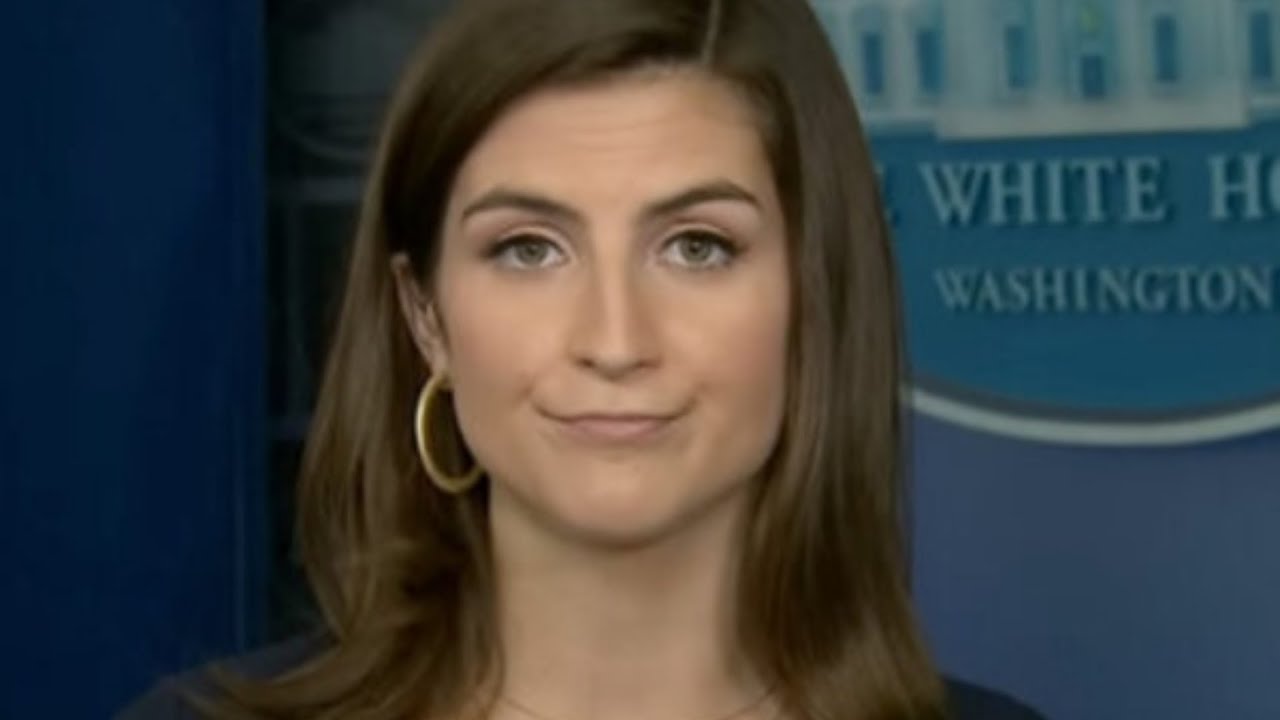 Kaitlan Collins, 33, Her Bikini Photo Leaves Nothing To Imagination ...