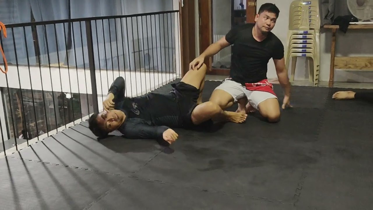 BJJ - Yta moral support sa daddy niya