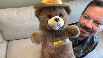 Meet My Smokey The Bear Puppets. I LOVE them! “Blue Bears 07” The Puppet Hideaway with Eric Thomsen