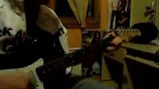 Sylvain Joue De La Guitare
