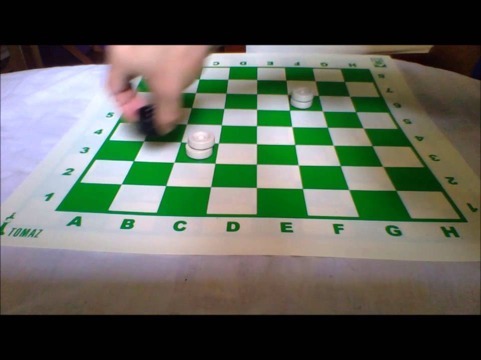 Finais de 2 peças contra duas peças no jogo de damas 