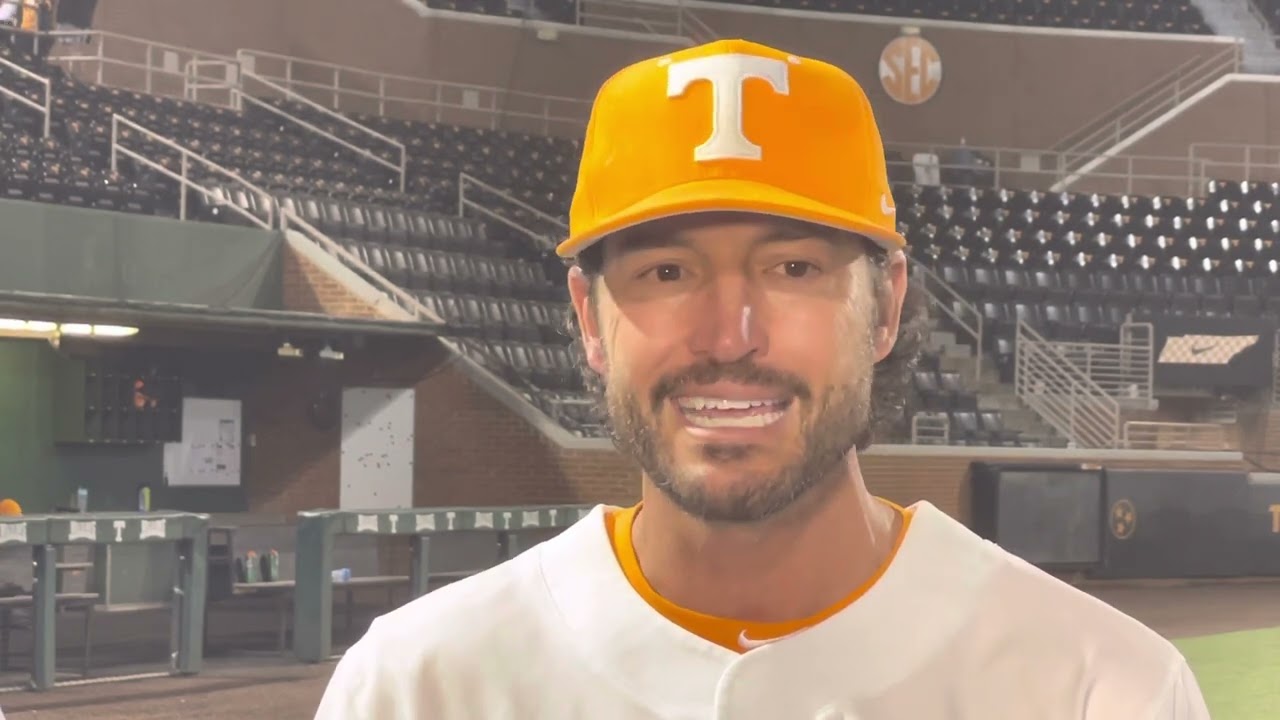 Tony Vitello reacts to loss to Alabama