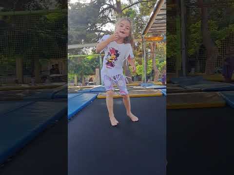 JUMPING ON THE TRAMPOLINE ❤️ CUTE GIRL 😍 A LOT OF FUN