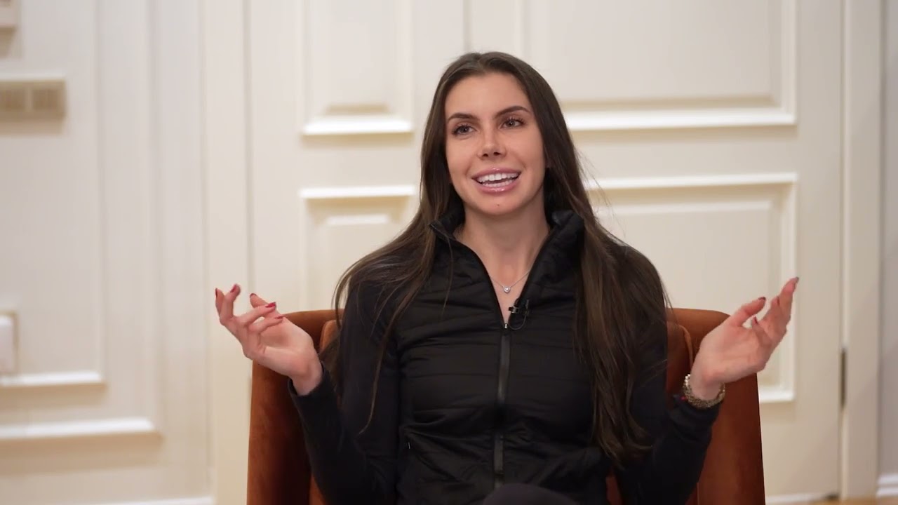 Veronica and her friends visit Dr. Dilber to get Rhinoplasty