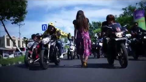 Yang terdalam ost asmara di pulau lombok ( music video)