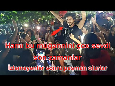 Onu Fanatlari sehnede rahat buraxmirdi Nuray Kardashov Zaqatalada Eliabad qesebesinde 2 ci konserti