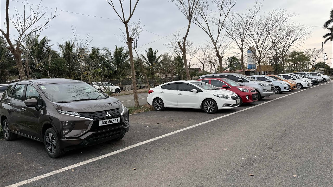 Thanh lý đầu Xuân dàn xe 7 chỗ Xpander,Innova mt  giá rẻ 100tr.LH:0936025998