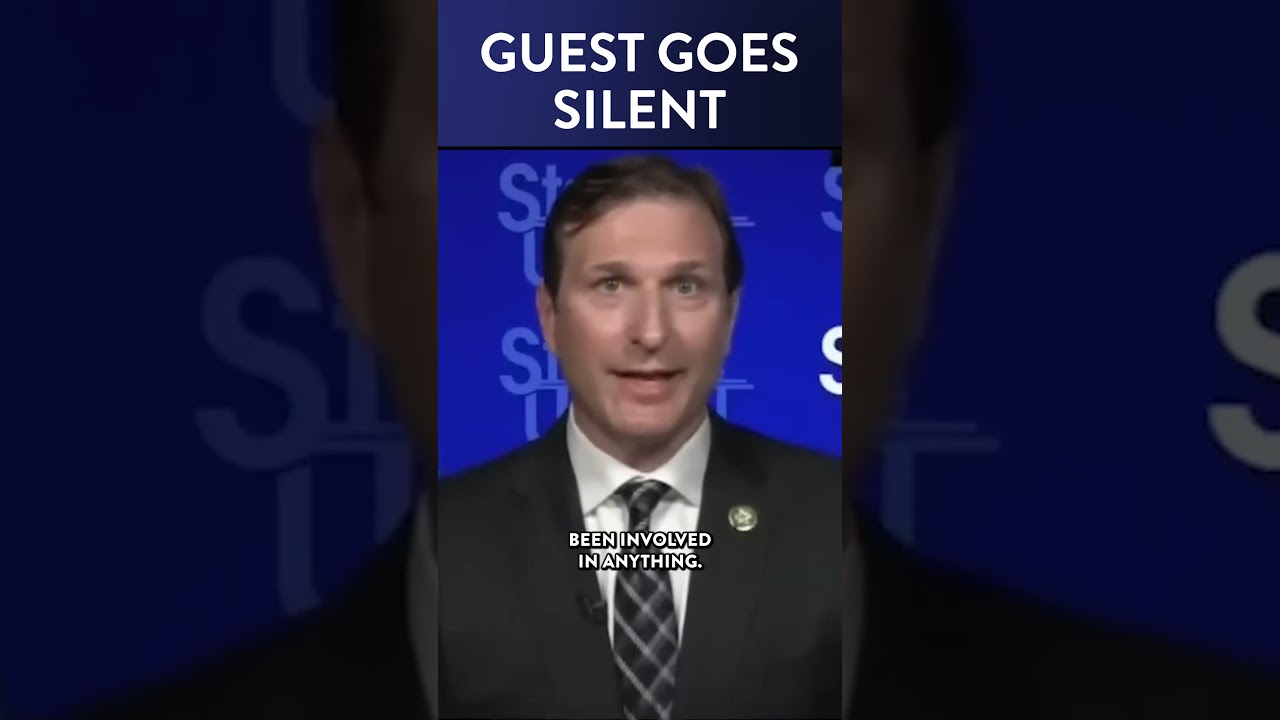 Guest Goes Silent as CNN Host Destroys Pro-Biden Narrative with 1 Question #Shorts