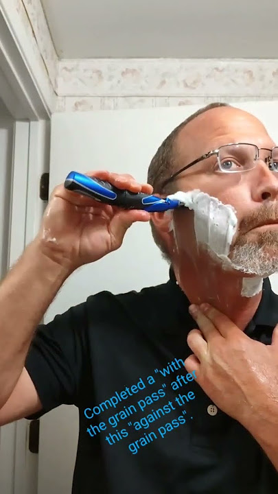 Dude shaving his Giga-Chad beard : r/oddlysatisfying