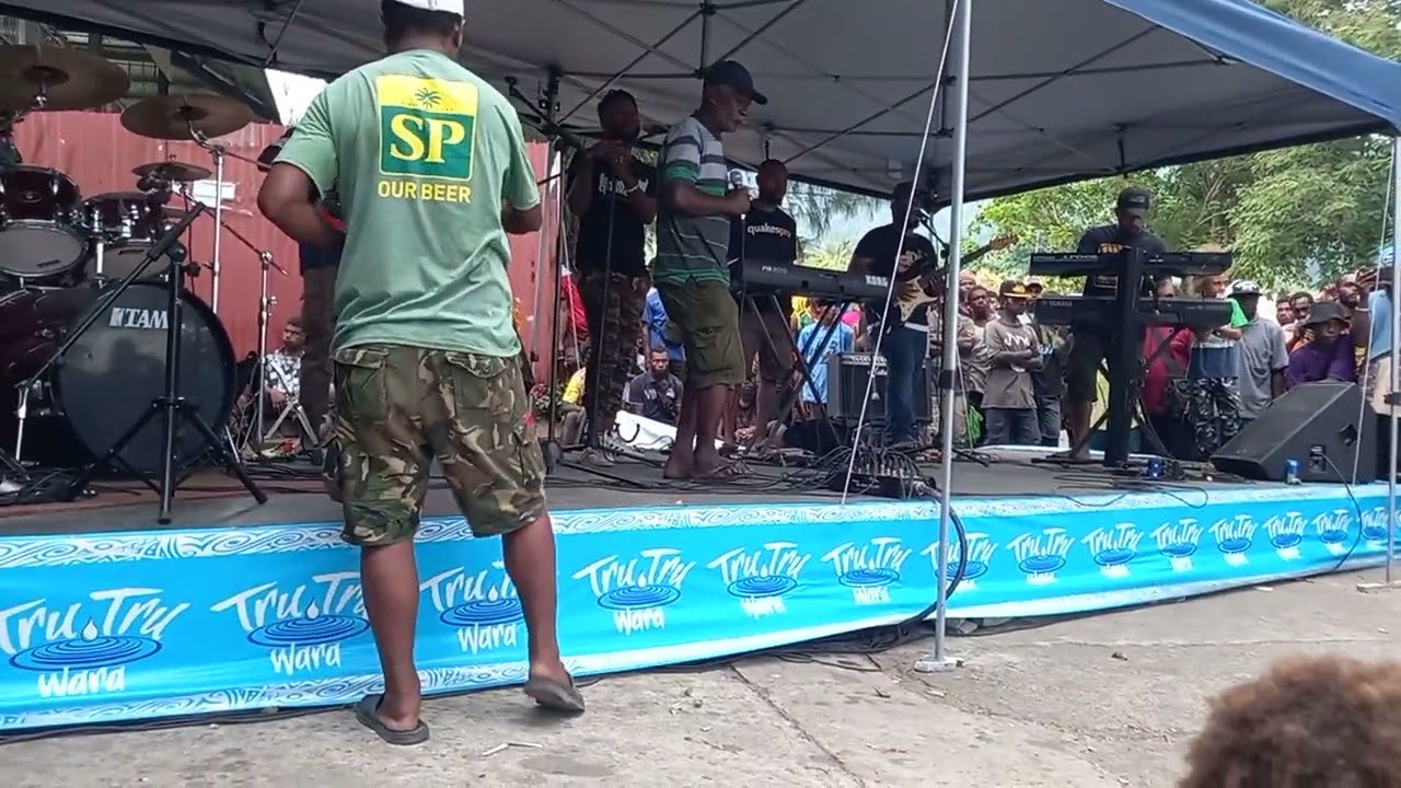 Kanai Pineri Backed By EQF BAND | Masinge (Live) @Pagepark Rabaul
