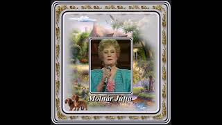 Molnár Júlia Bokrétát Kötöttem