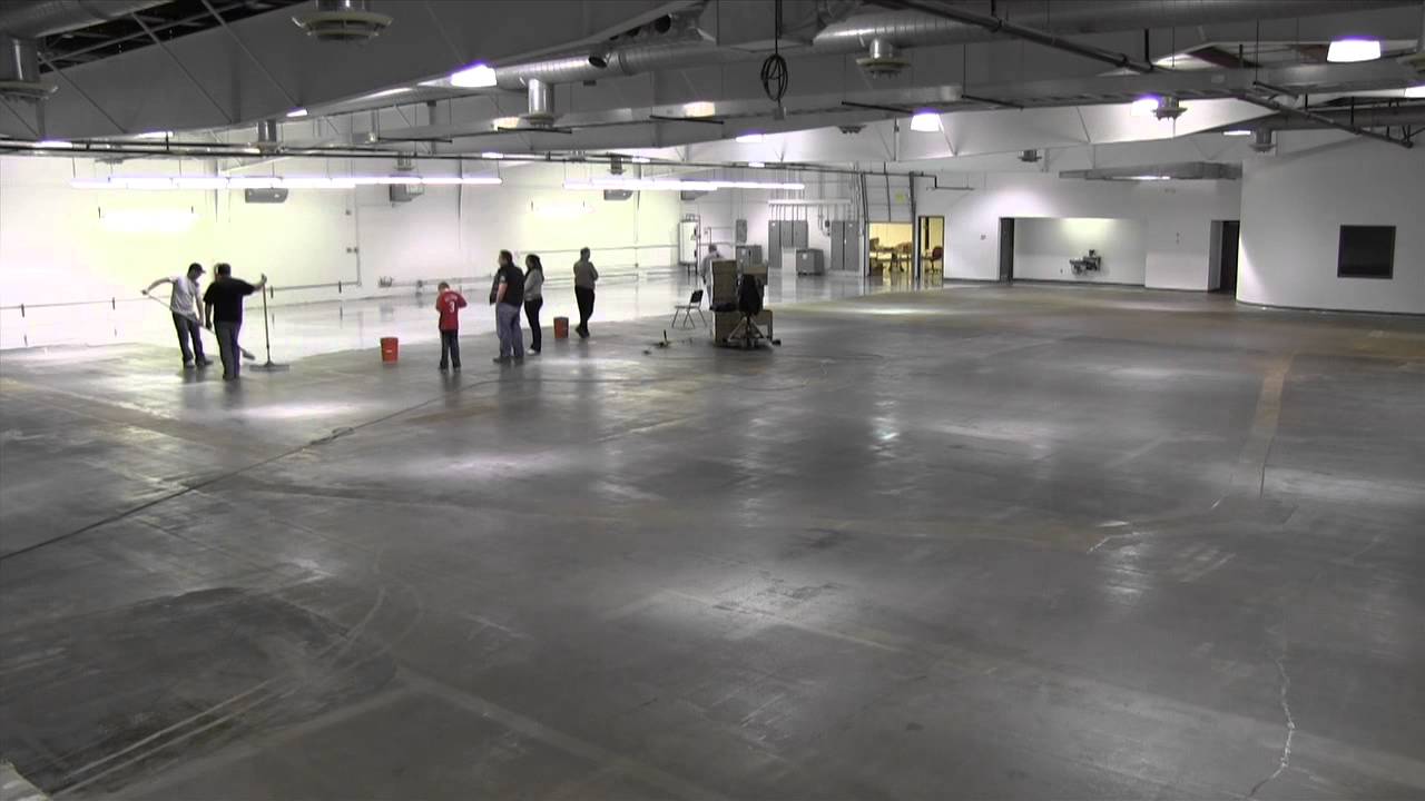 12,000 Sq Feet ........... In One Minute