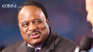 Famous CBS Sportscaster James Brown Proves Less is More Net Worth