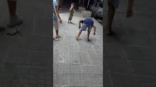 لعبة الحجلة والكعب الشعبية بحارات حلب عام 2022 -Shorts
