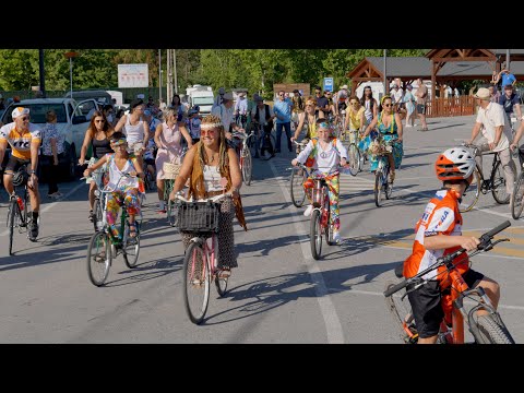 La marcha de bicis vintage de la Toralaré Clasiqué arranca con más de un centenar de participantes