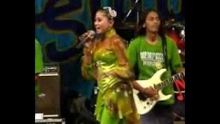 Lilin Herlina, bunga-bunga rindu