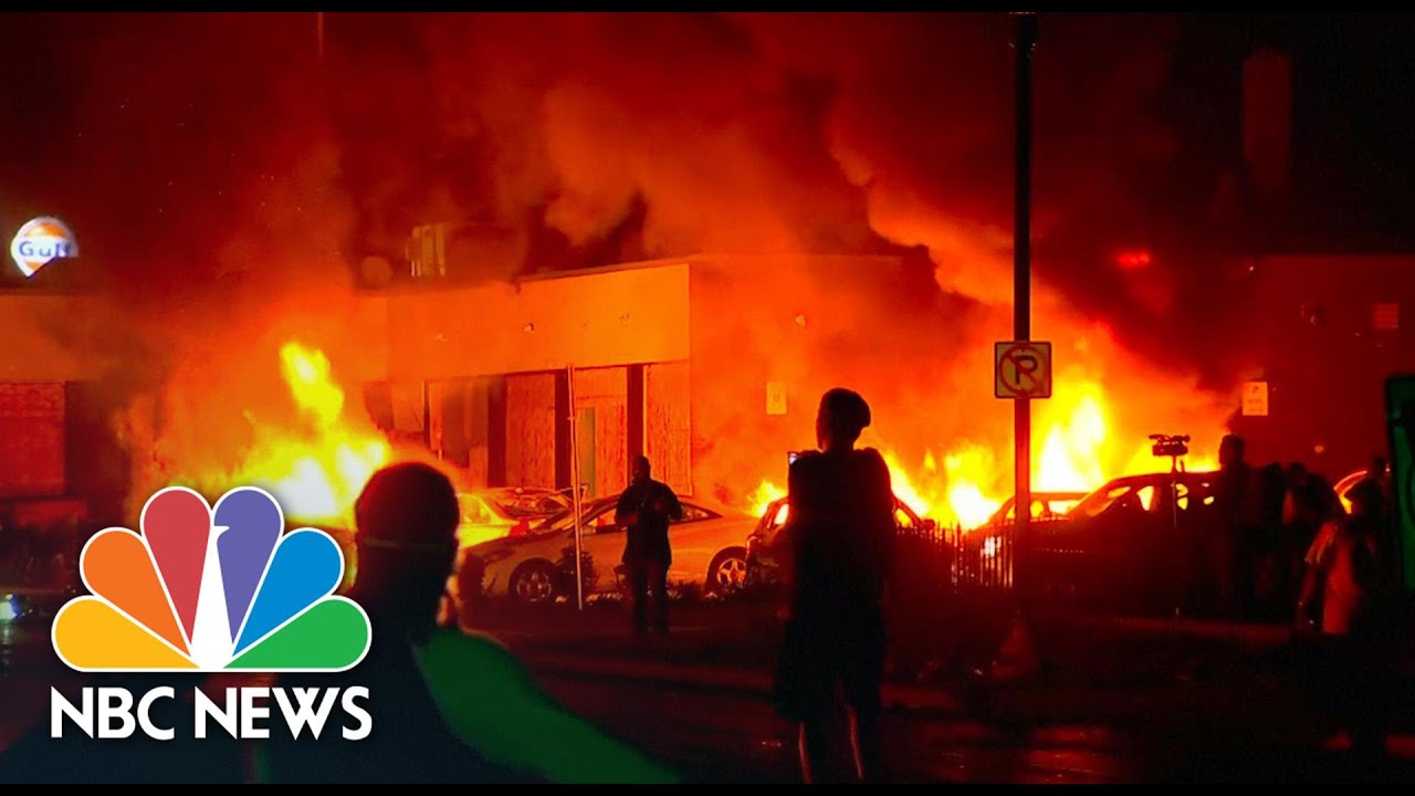 Protesters Set Vehicles Buildings On Fire After Police Shooting Of Black Man Nbc News Now Youtube