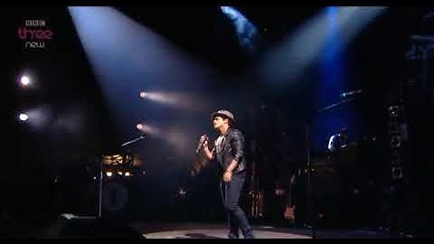 Bruno Mars - When I Was Your Man // Live at BBC Radio 1