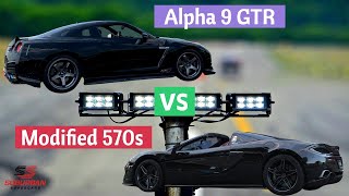 850hp Alpha 9 Nissan GTR vs Modified McLaren 570s Street Race at Flash Light Drags
