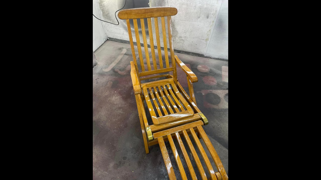 Finishing an RMS Queen Mary Deck Chair w/ Interlux Schooner Gold YouTube