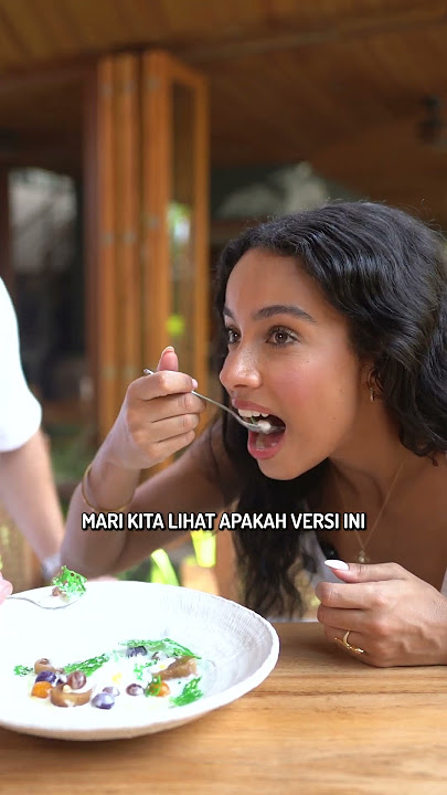 Trying the BEST KOLAK in Indonesia