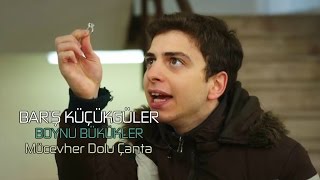 Barış Küçükgüler | Boynu Bükükler (2014) - Mücevher Dolu Çanta