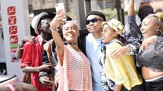 OTILE BROWN SHOWING LOVE TO HIS FANS