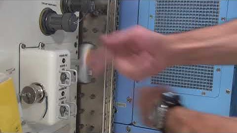 Dancing T handle in zero g