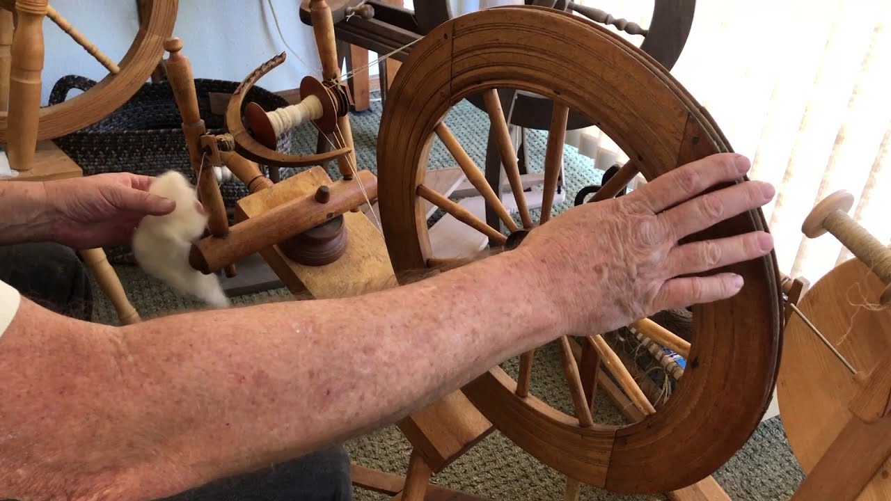 Antique Spinning Wheel 