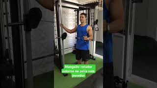 Manguito rotador externo na polia com puxador - prof. Matheus Gomes #shorts #fitness #academia