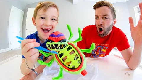 Father & Son ULTIMATE DISSECT GROSS ALIEN BUG! / The Biggest Ever!