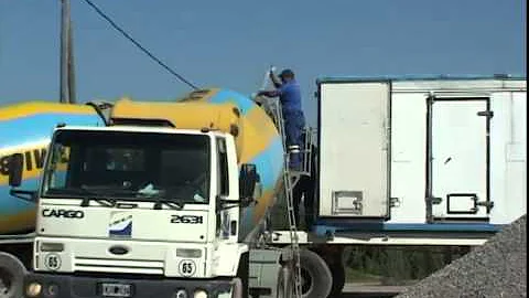 ¿Por qué ponen hielo en los camiones de hormigón?
