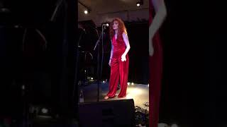 Janet Devlin - That’s the Way It Is live at The Water’s Edge, Birmingham (22/12/17)