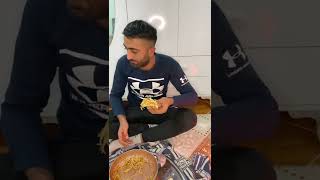 Misafir Çocuğu Sofrada Ağzını Şapırdatmıştır