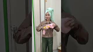Keringkan Rambut Masih Pakai Handuk Badan? Ganti Ke Handuk Kepala Murah Anti Ribet
