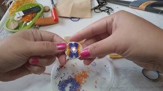 Beading for beginners. 2 needle flat stitch technique