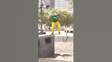 DOUBLE GRIND - Bs Tailslide Kickflip to Bs Tailslide to Fakie in Session (Skate Sim) 🥳 #shorts