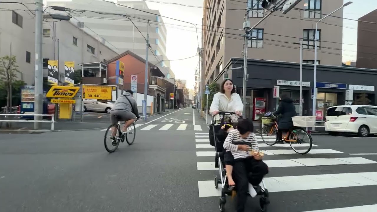 POV walk a chill monday in Tokyo