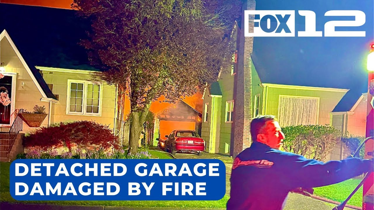 Detached garage damaged in early morning fire in Longview - YouTube