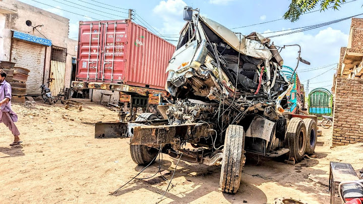 Hino Truck Accident Repair: From Scrap to Roadworthy | Truck Body Manufacturing