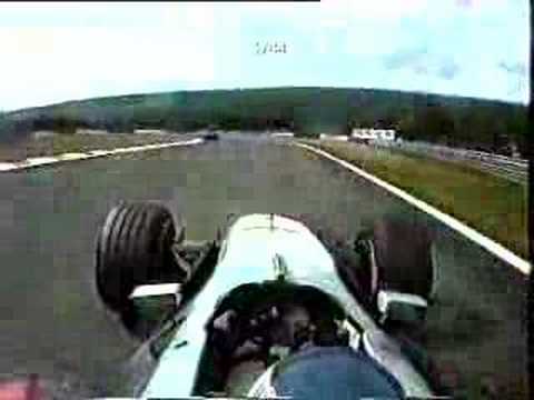 Schumacher vs Hakkinen Spa 2000 (on board)