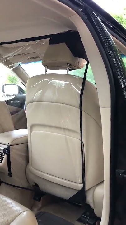 Car Partition Sneeze Guard with AC Window for Rear