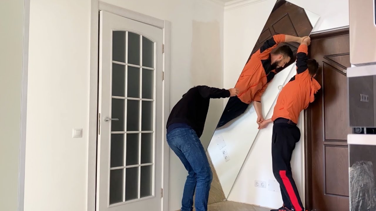 Установка зеркал на стену - YouTube