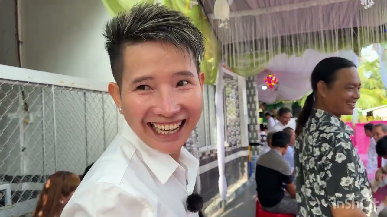 Đám cưới miền tây đầy nhộn nhịp có chút sơ sót ở phút cuối