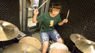 Video thumbnail of "Bryan Adams : Can't Stop This Thing We Started - drum cover"