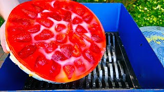 Shredding Strawberry Cake! Amazing Video! screenshot 4